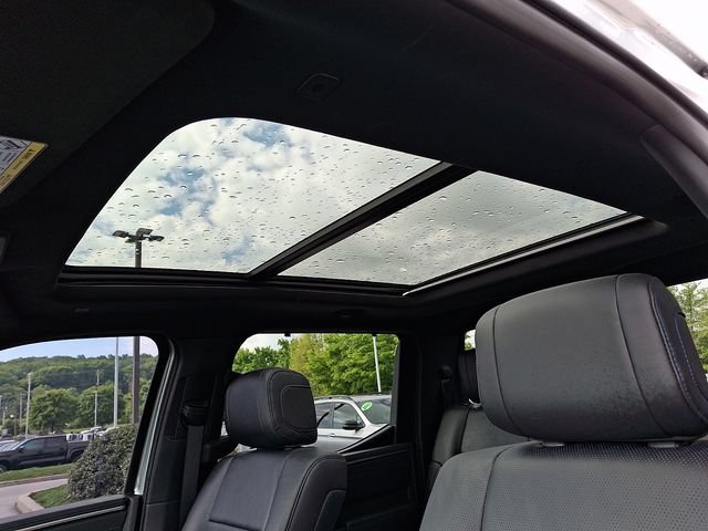 Certified 2025 Toyota Tundra Platinum AWD/4WD image 14