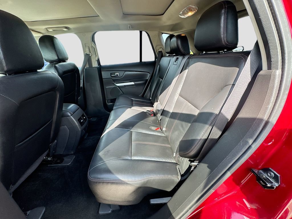 Used 2013 Ford Edge SEL FWD image 29