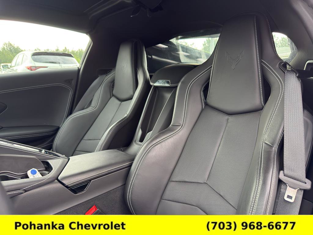Used 2021 Chevrolet Corvette Stingray Coupe w/ Z51 Performance Package RWD image 20