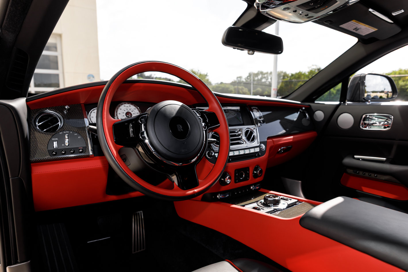 Certified 2019 Rolls-Royce Wraith RWD image 30