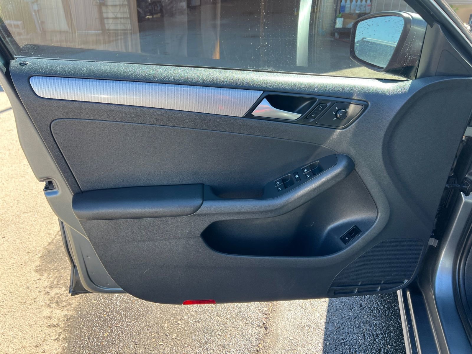 Used 2018 Volkswagen Jetta S FWD image 19