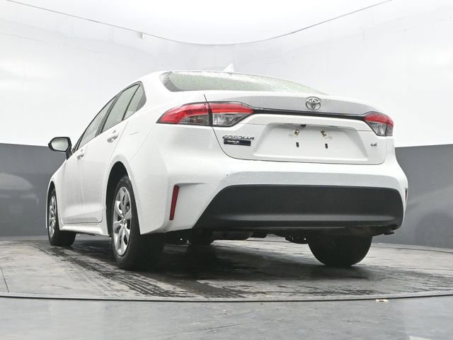 Used 2023 Toyota Corolla LE w/ Carpet Mat Package (TMS) FWD image 38
