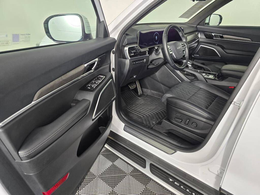 Used 2025 Kia Telluride SX Prestige X-Line image 33