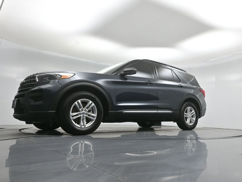 Certified 2024 Ford Explorer XLT image 44