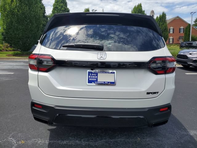New 2026 Honda Pilot Sport image 5