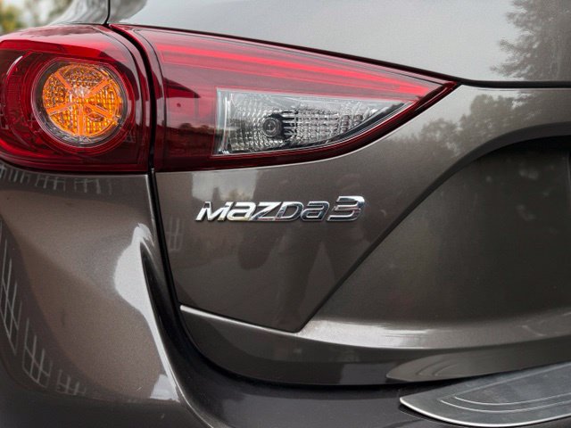 Used 2014 MAZDA MAZDA3 s Grand Touring w/ Technology Package FWD image 41