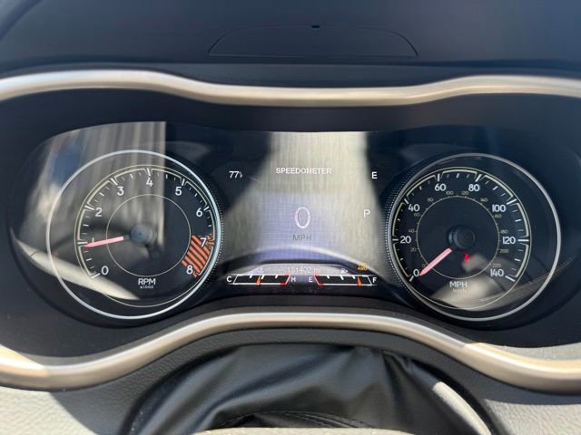 Used 2014 Jeep Cherokee Limited AWD/4WD image 15