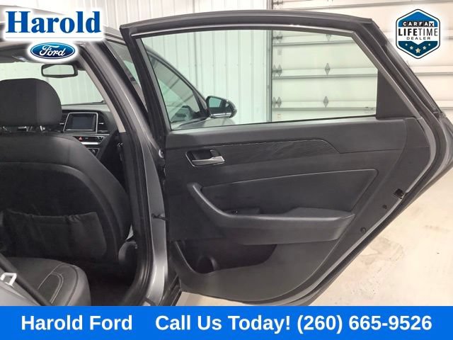 Used 2019 Hyundai Sonata Limited FWD image 9