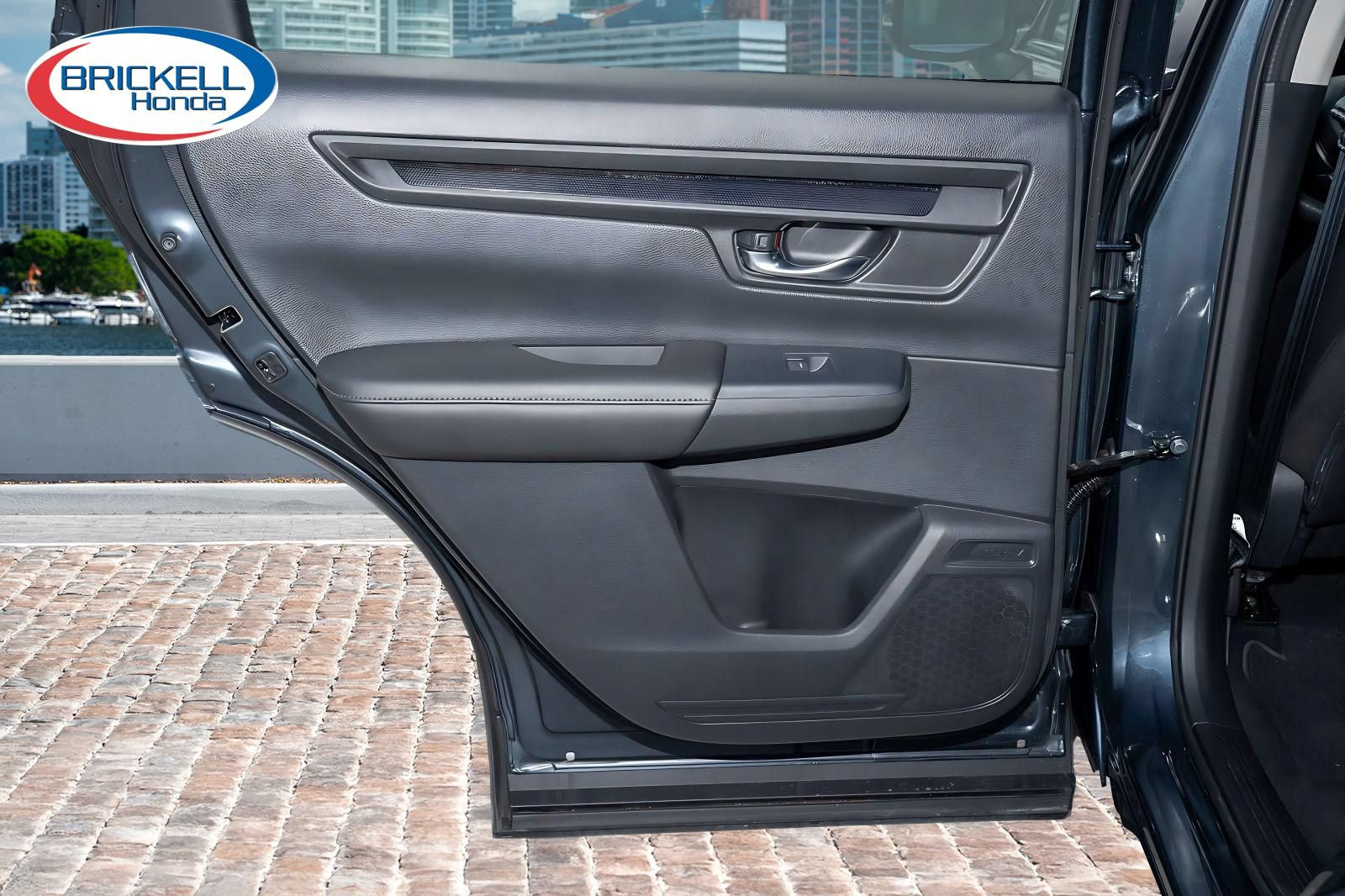Used 2025 Honda CR-V LX image 12