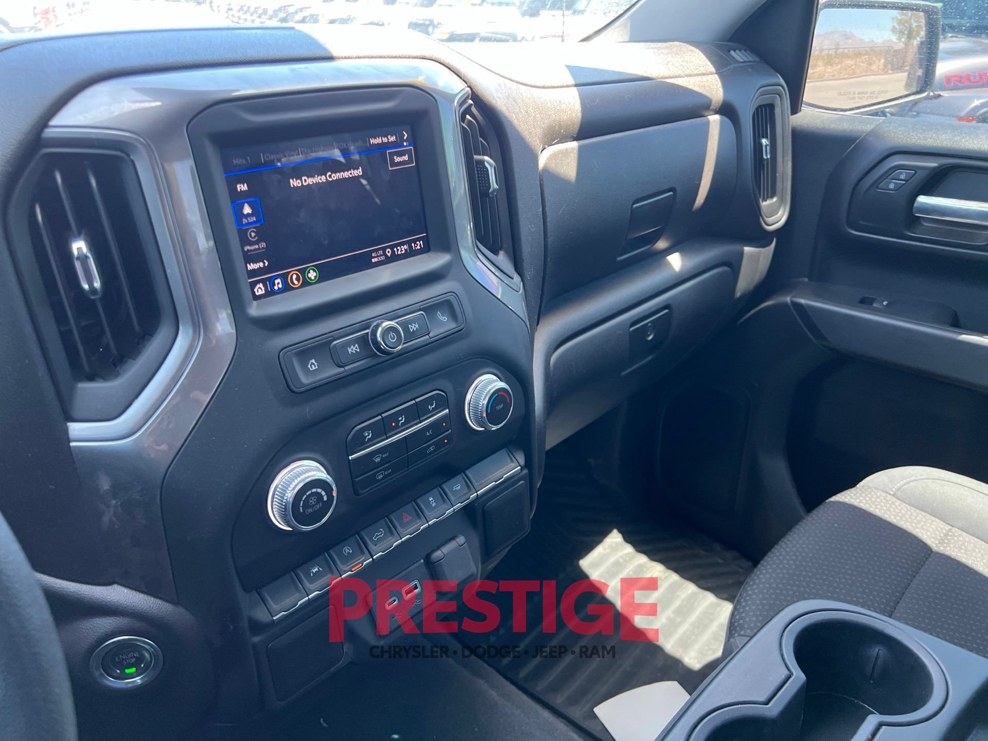 Used 2025 GMC Sierra 1500 Pro w/ Graphite Edition RWD image 37