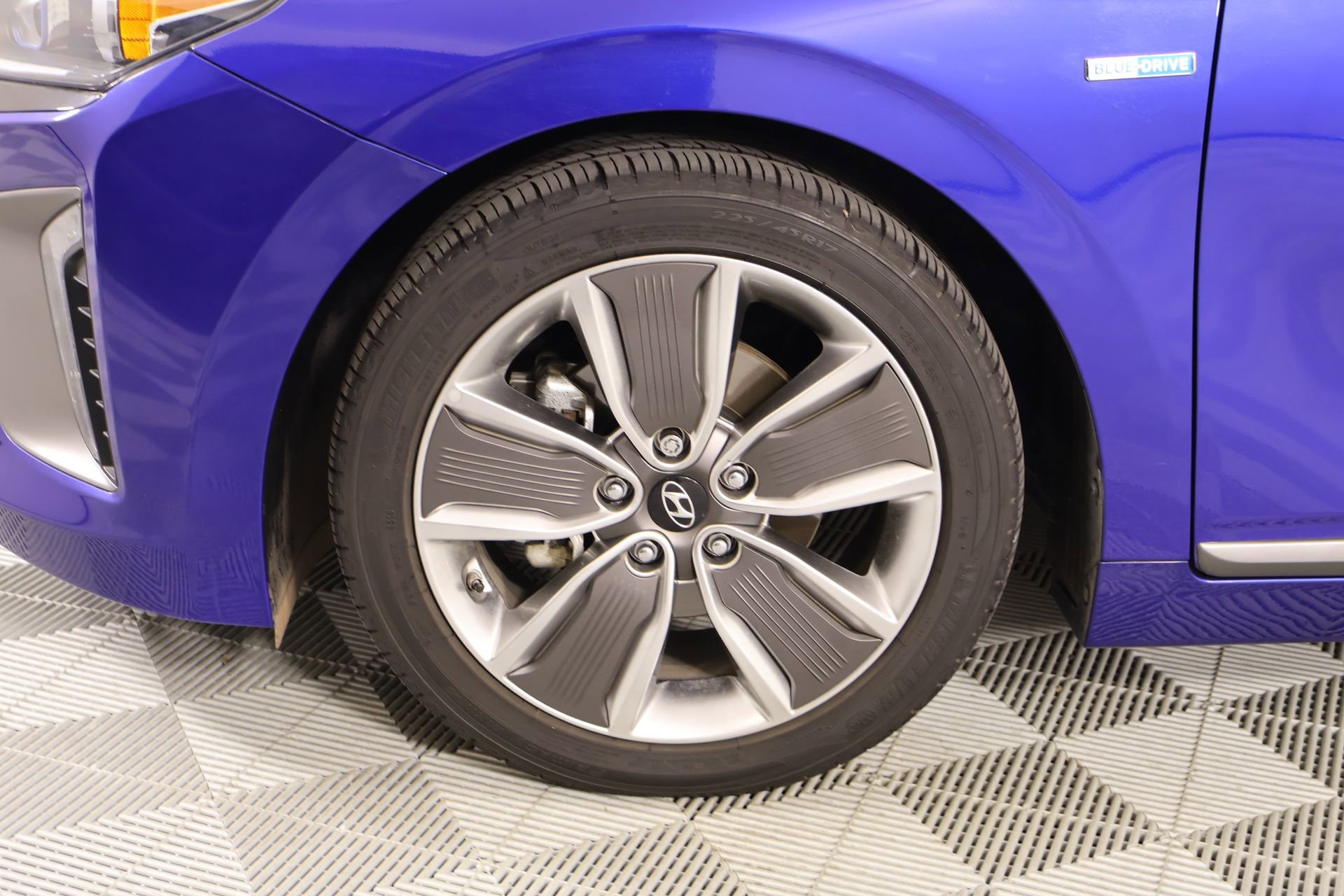 Used 2019 Hyundai Ioniq Limited w/ Ultimate Package 02 image 19