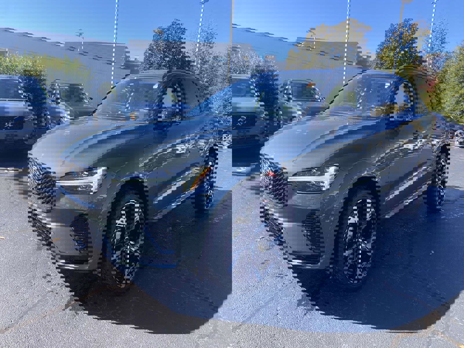 Certified 2026 Volvo XC60 T8 Ultra image 3