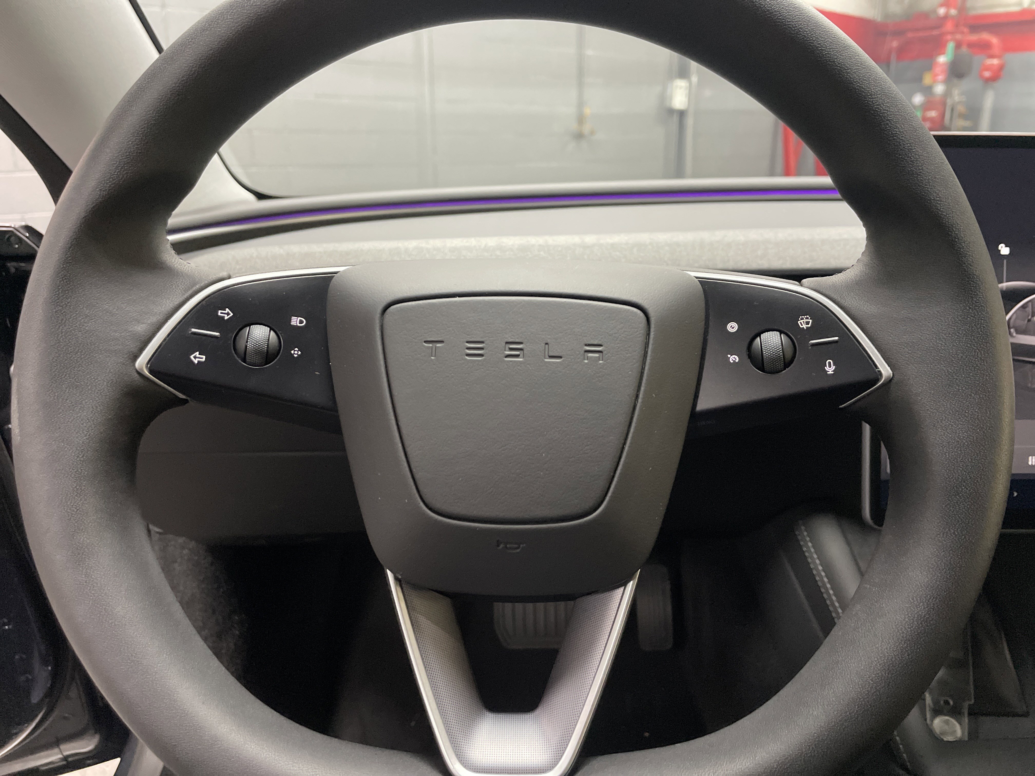 Used 2025 Tesla Model 3 Long Range image 17