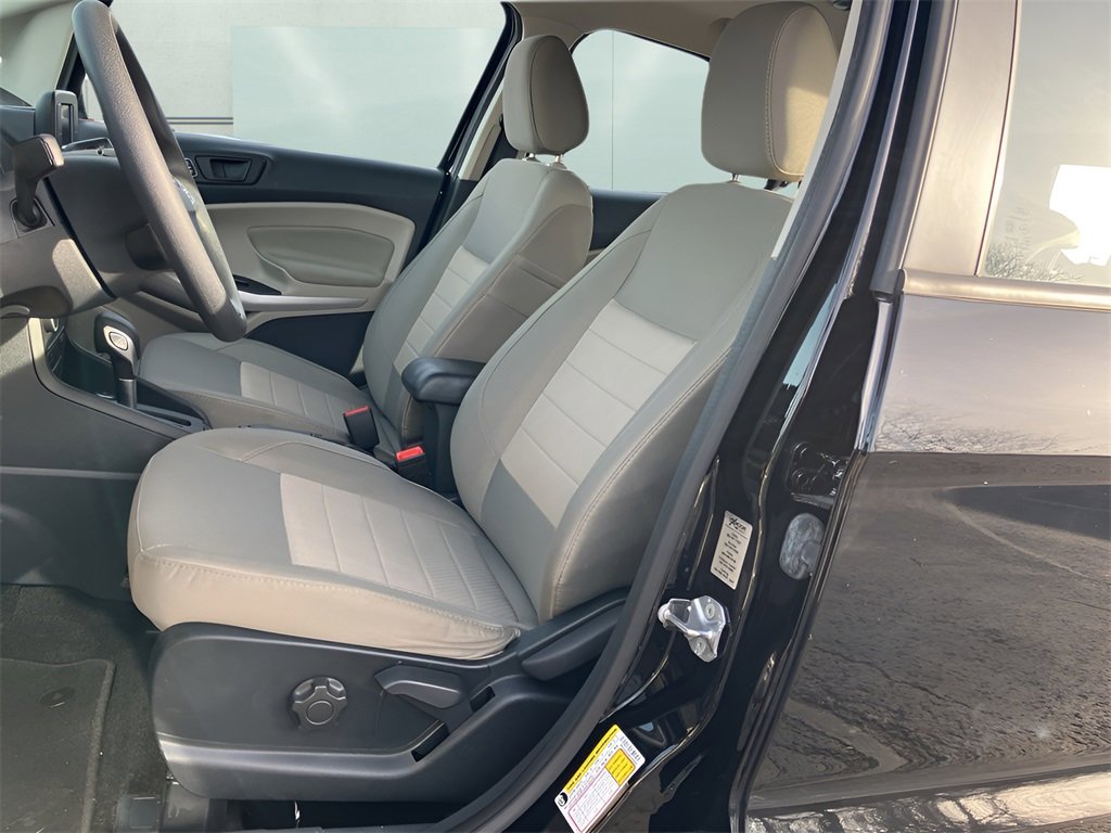 Used 2022 Ford EcoSport S image 9