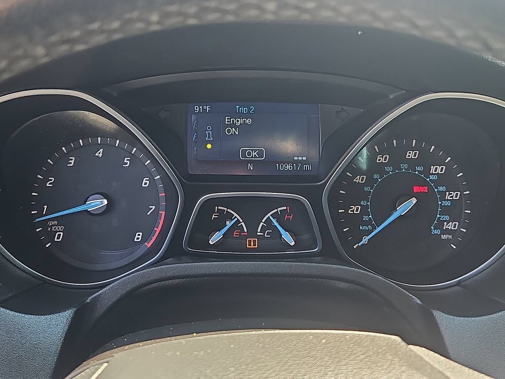 Used 2014 Ford Focus SE w/ Equipment Group 201A FWD image 25