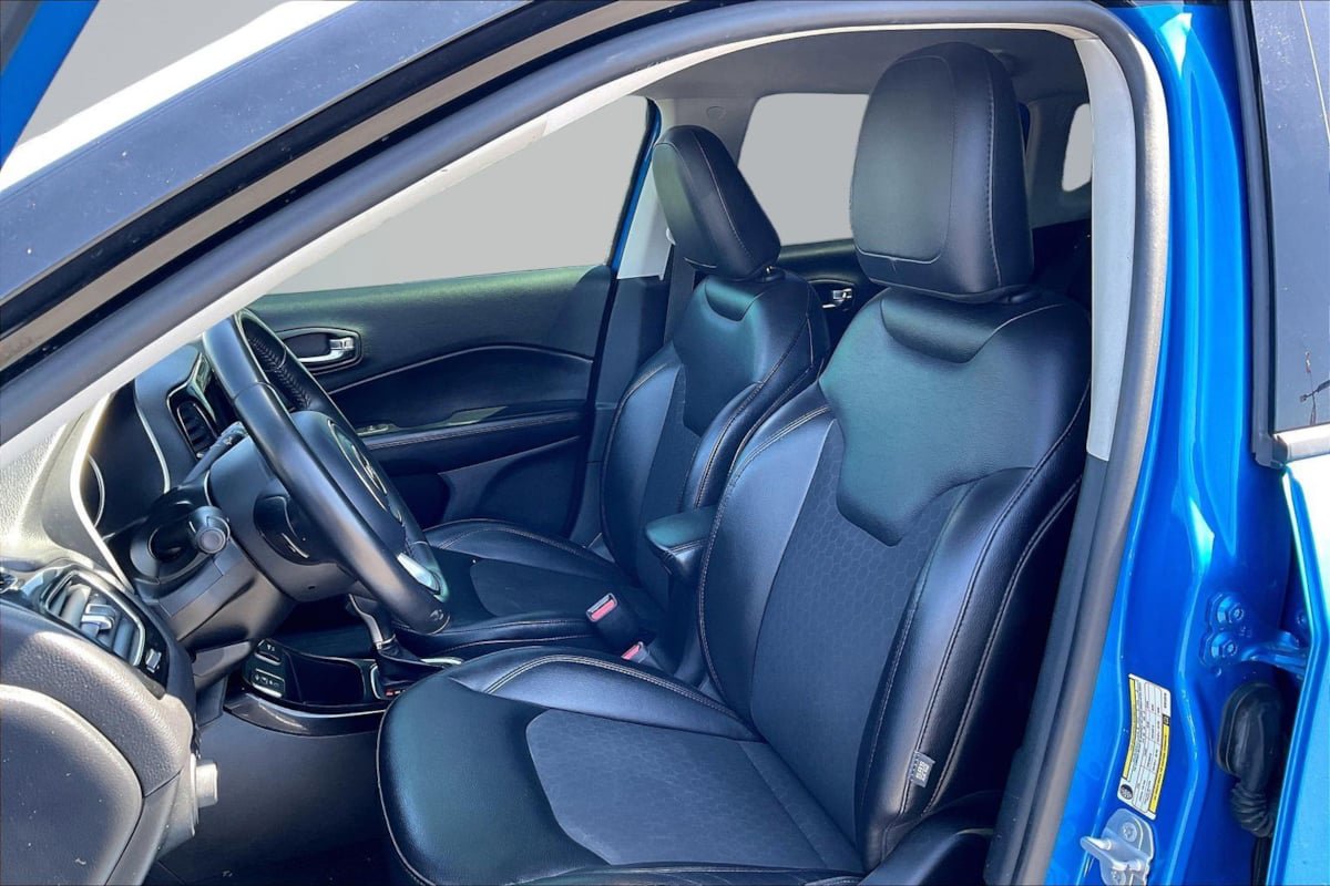 Used 2019 Jeep Compass Altitude FWD image 25