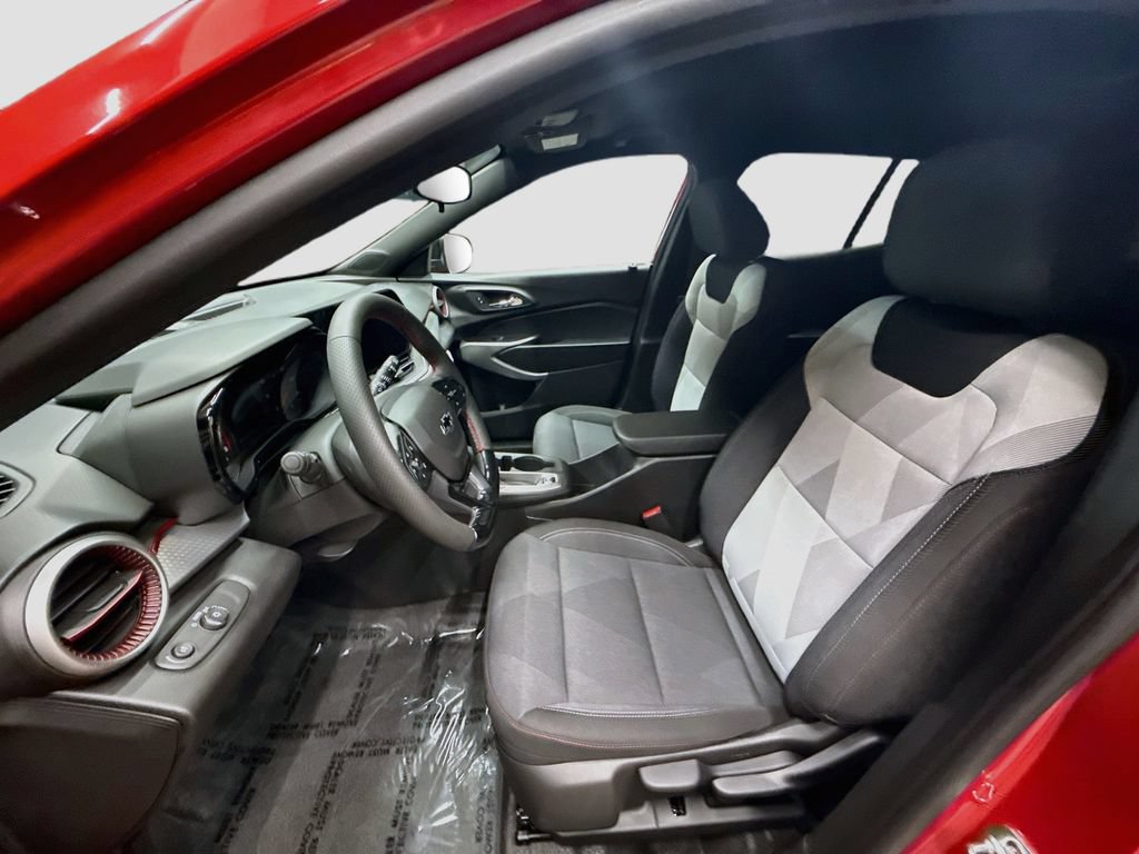 New 2026 Chevrolet Trax RS w/ Driver Confidence Package FWD image 22
