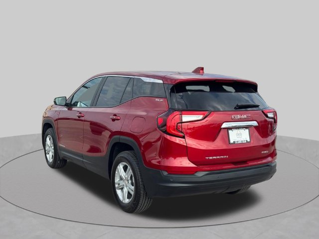 Used 2023 GMC Terrain SLE AWD/4WD image 7
