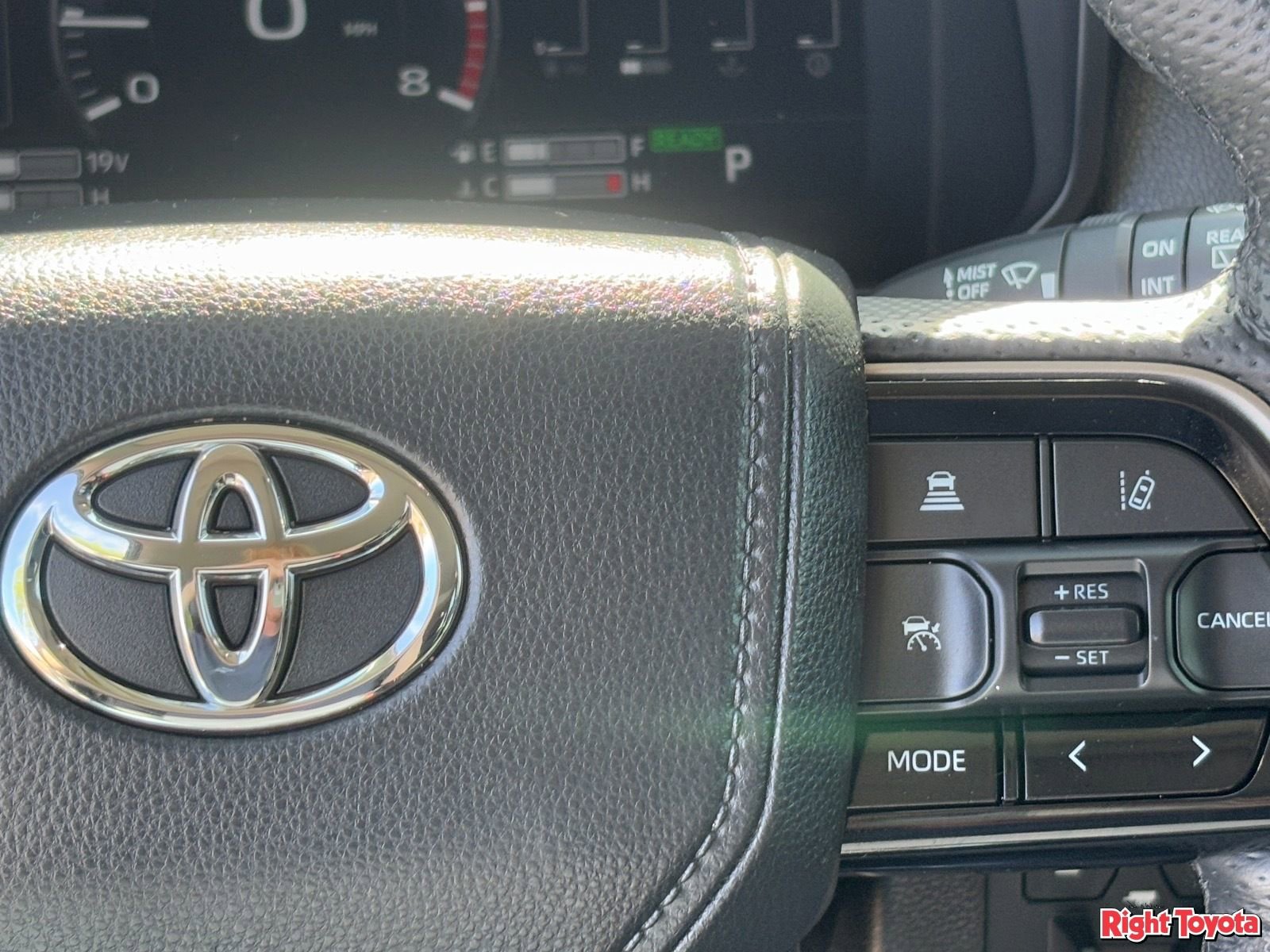 Certified 2024 Toyota Sequoia Limited image 21