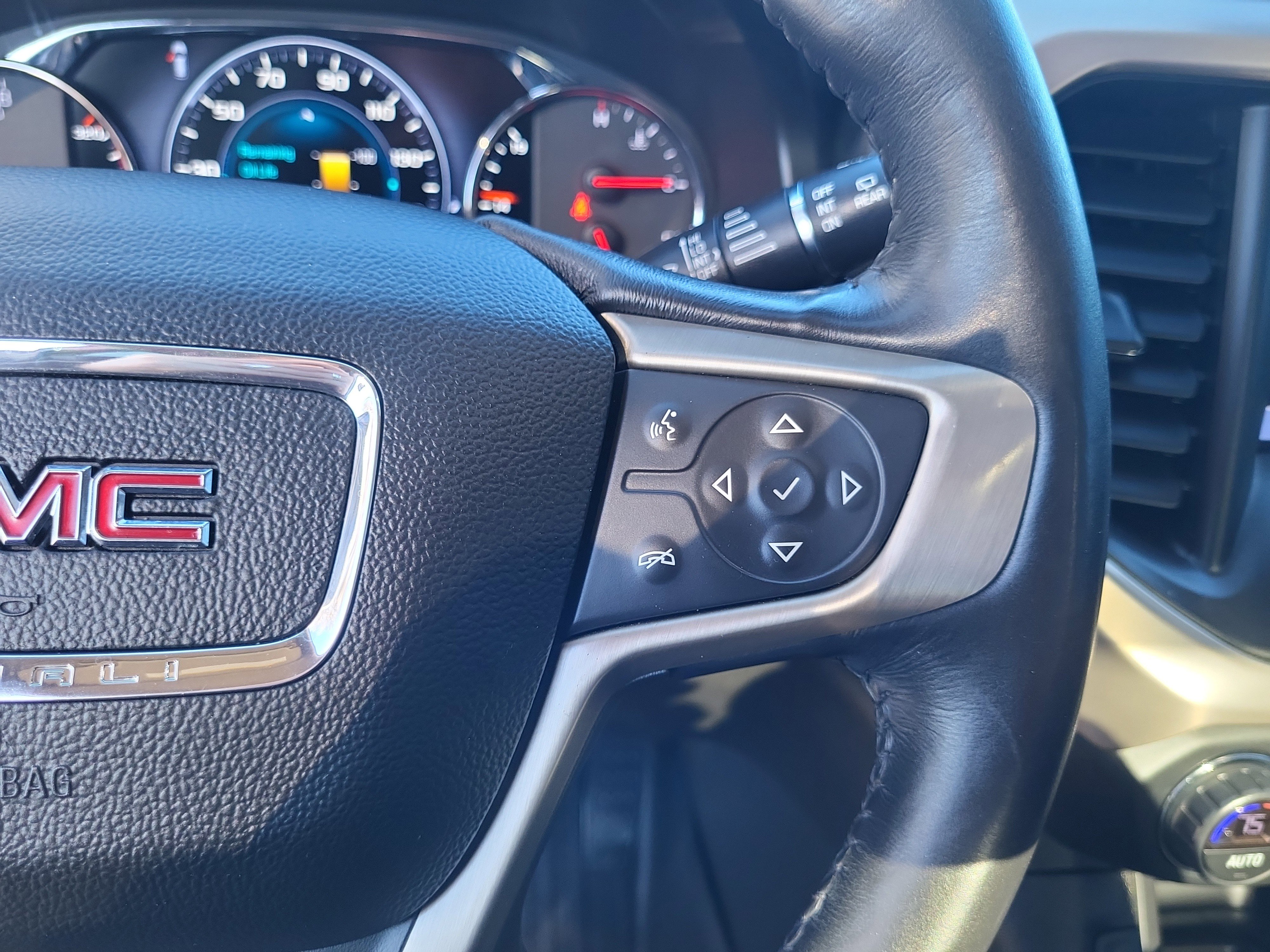 Certified 2017 GMC Acadia Denali w/ Technology Package image 14