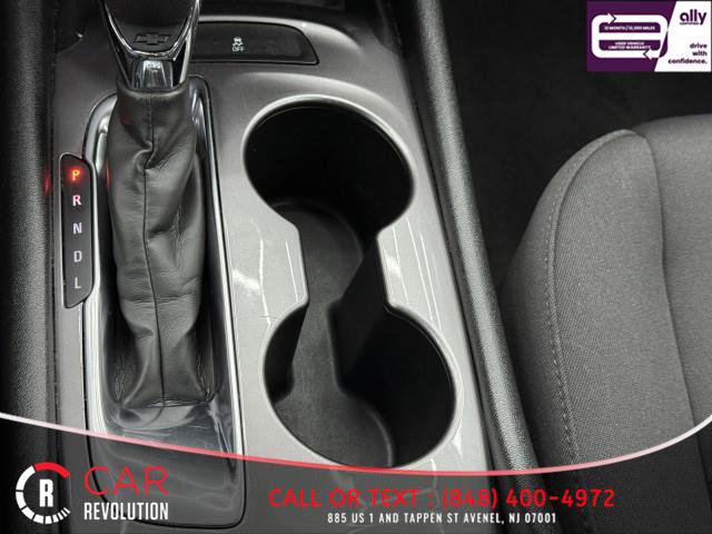 Used 2022 Chevrolet Malibu LS image 36