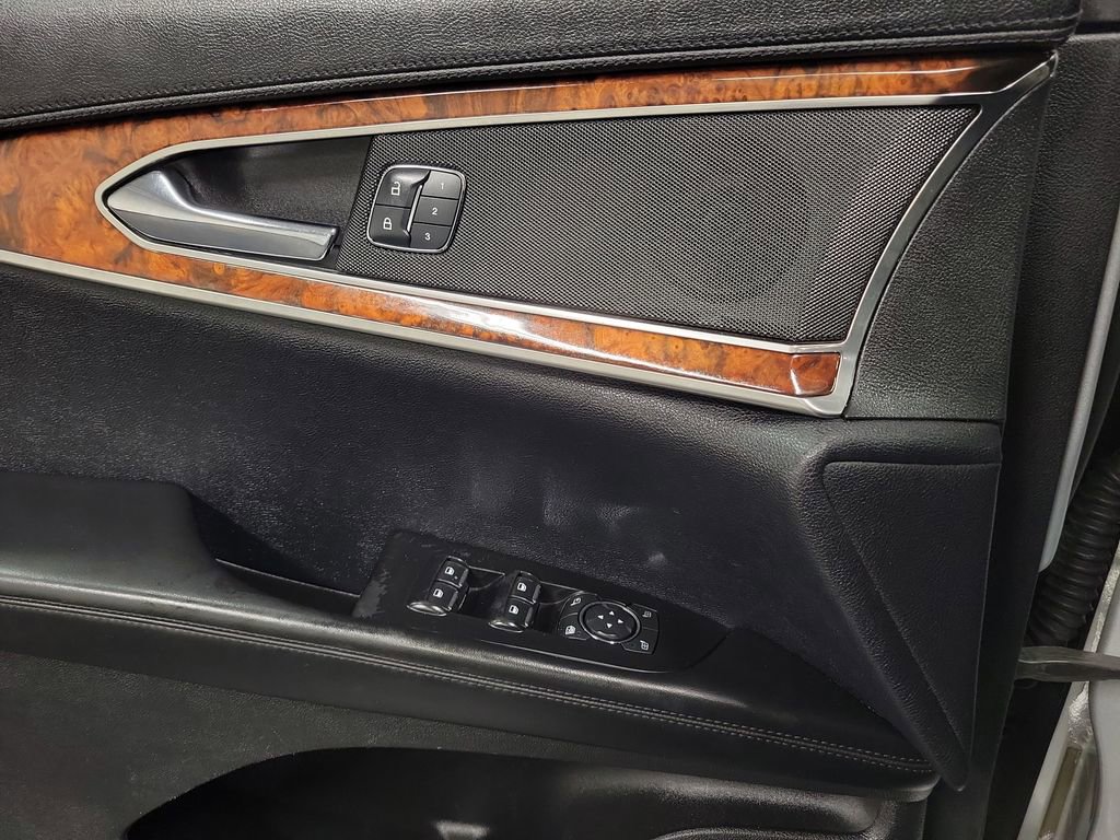 Used 2018 Lincoln MKX Select w/ Select Plus Package image 19