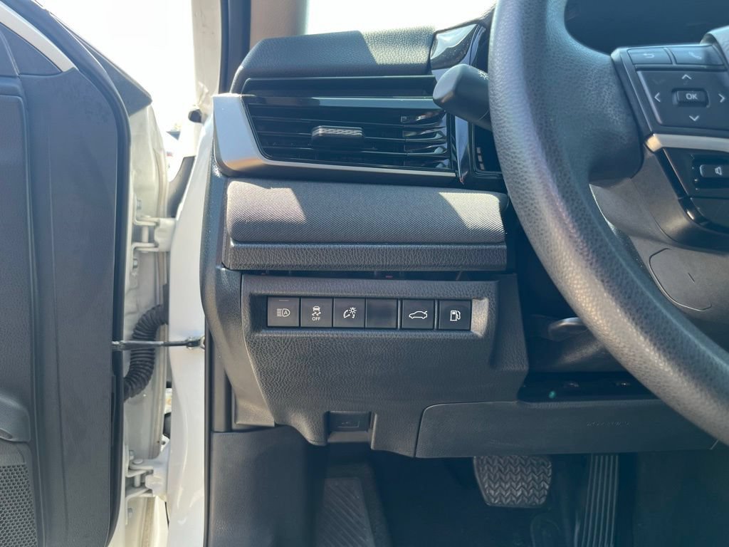 Used 2025 Toyota Camry LE FWD image 22