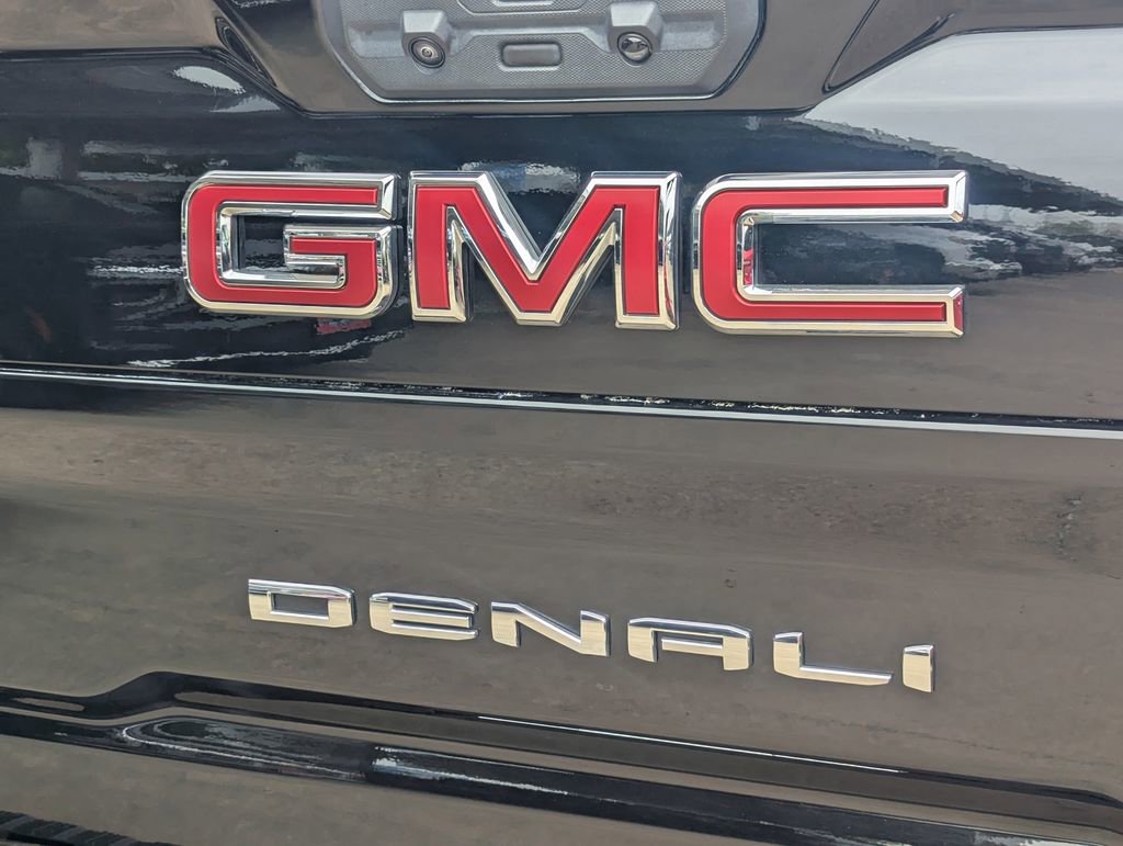 Used 2024 GMC Sierra 2500 Denali w/ Denali Reserve Package AWD/4WD image 37