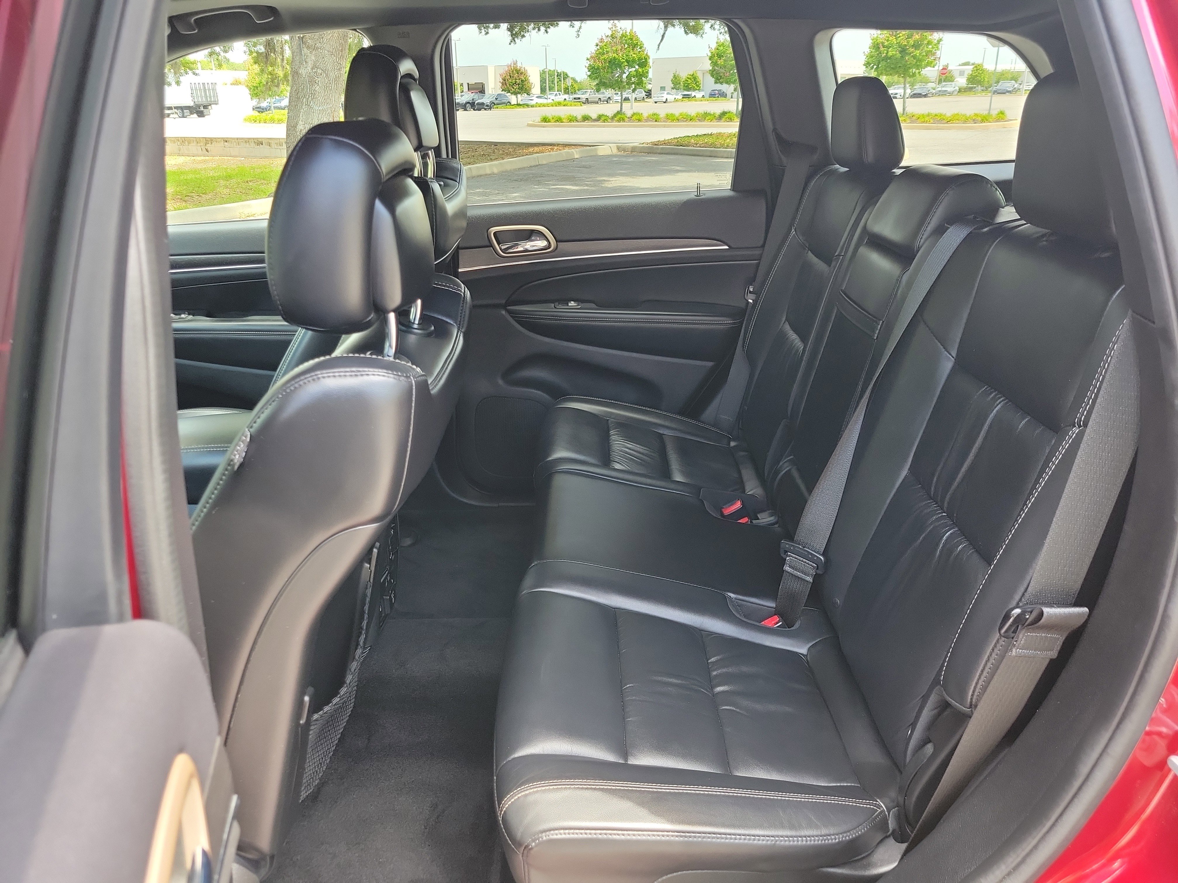 Used 2015 Jeep Grand Cherokee Limited AWD/4WD image 15