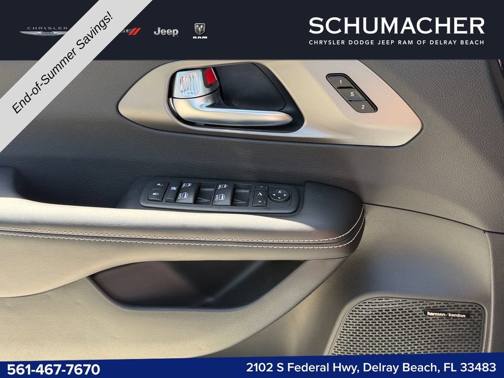 New 2027 Chrysler Pacifica Limited AWD/4WD image 22