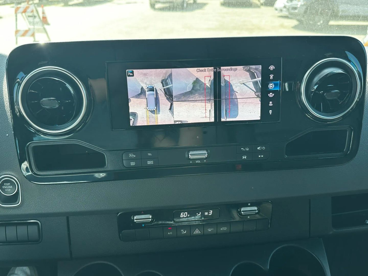 Used 2022 Mercedes-Benz Sprinter 2500 image 26