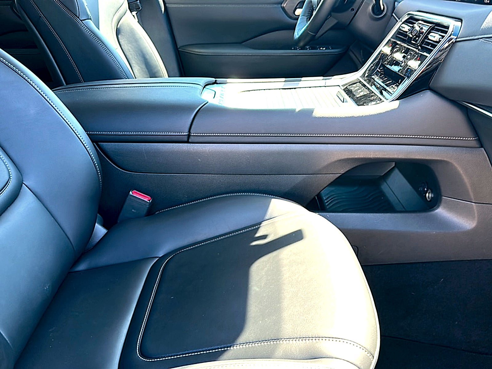 Certified 2026 Nissan Armada SV RWD image 26