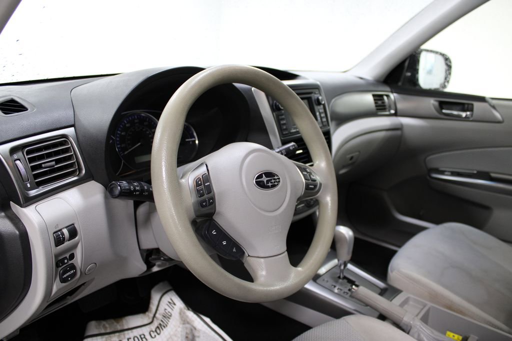 Used 2013 Subaru Forester 2.5X Premium w/ All-Weather Plus Pkg image 19