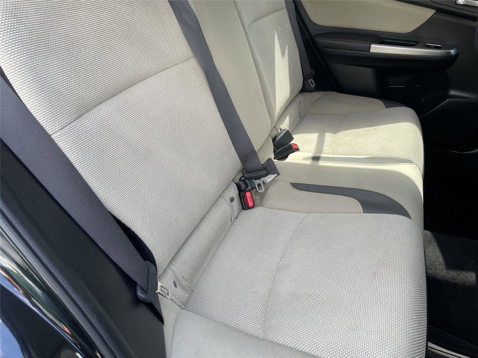 Used 2017 Subaru Crosstrek 2.0i Premium AWD/4WD image 16