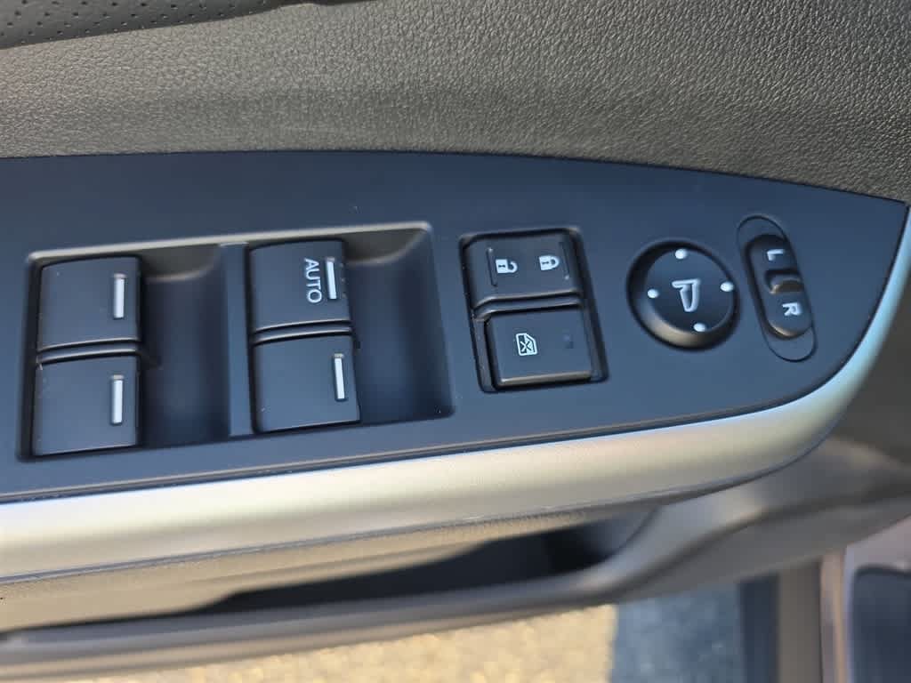 Used 2015 Honda CR-V EX-L image 17