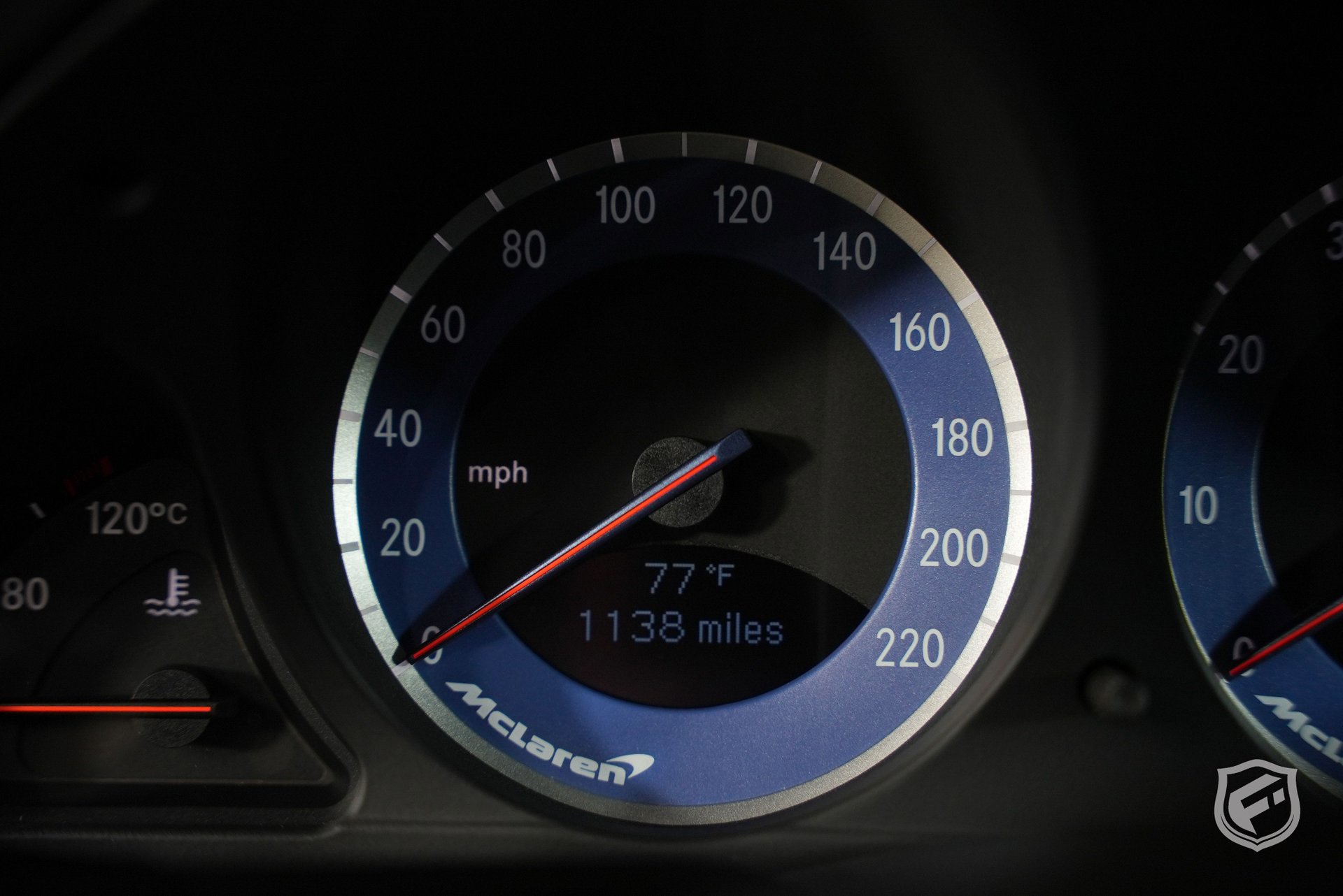 Used 2006 Mercedes-Benz SLR 2dr Cpe 5.5L image 37