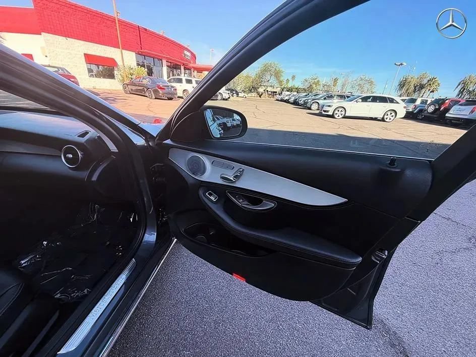 Used 2015 Mercedes-Benz C 300 Sedan image 13