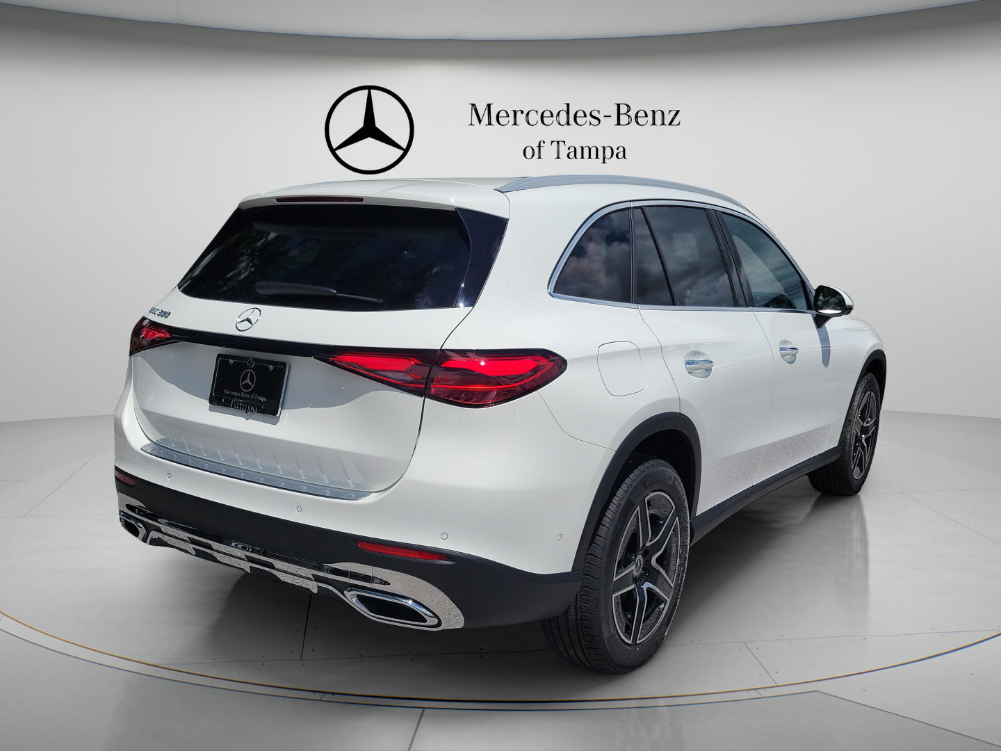 New 2027 Mercedes-Benz GLC 300 image 3