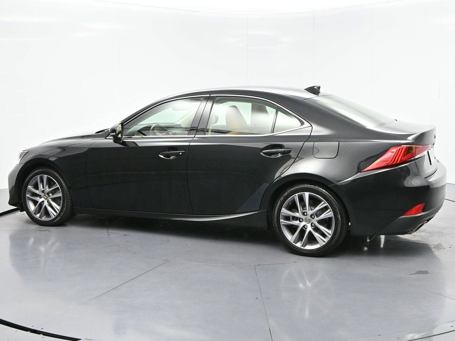Used 2019 Lexus IS 300 w/ Accessory Package 2 RWD image 5