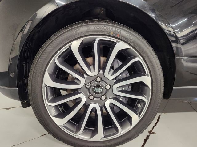 Used 2019 Land Rover Range Rover Supercharged AWD/4WD image 7