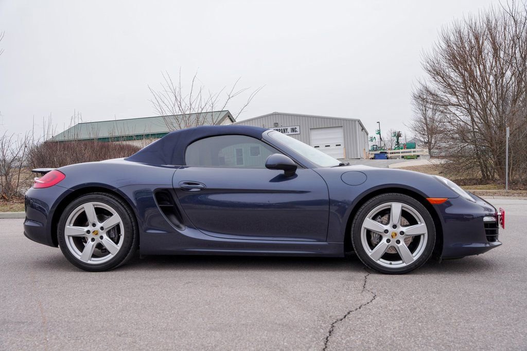 Used 2016 Porsche Boxster RWD image 9