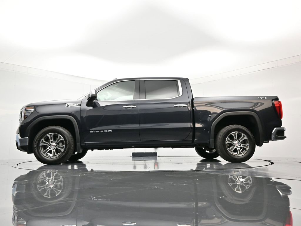 Certified 2025 GMC Sierra 1500 SLT image 44
