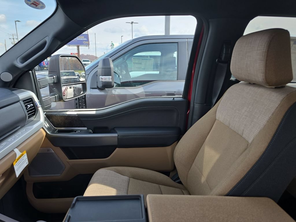 New 2026 Ford F250 XLT w/ XLT Premium Package AWD/4WD image 10