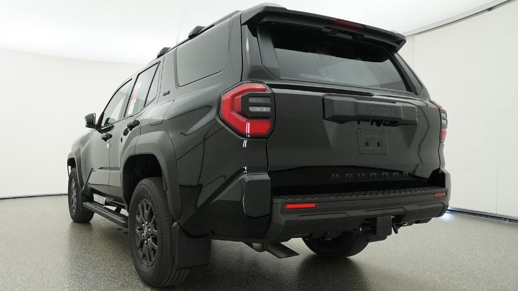 New 2026 Toyota 4Runner SR5 AWD/4WD image 25