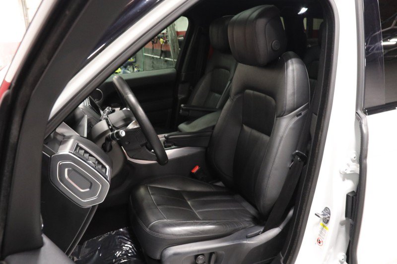 Used 2019 Land Rover Range Rover Sport HSE AWD/4WD image 37