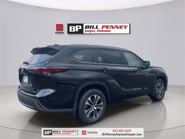 New 2026 Toyota Highlander XLE image 5