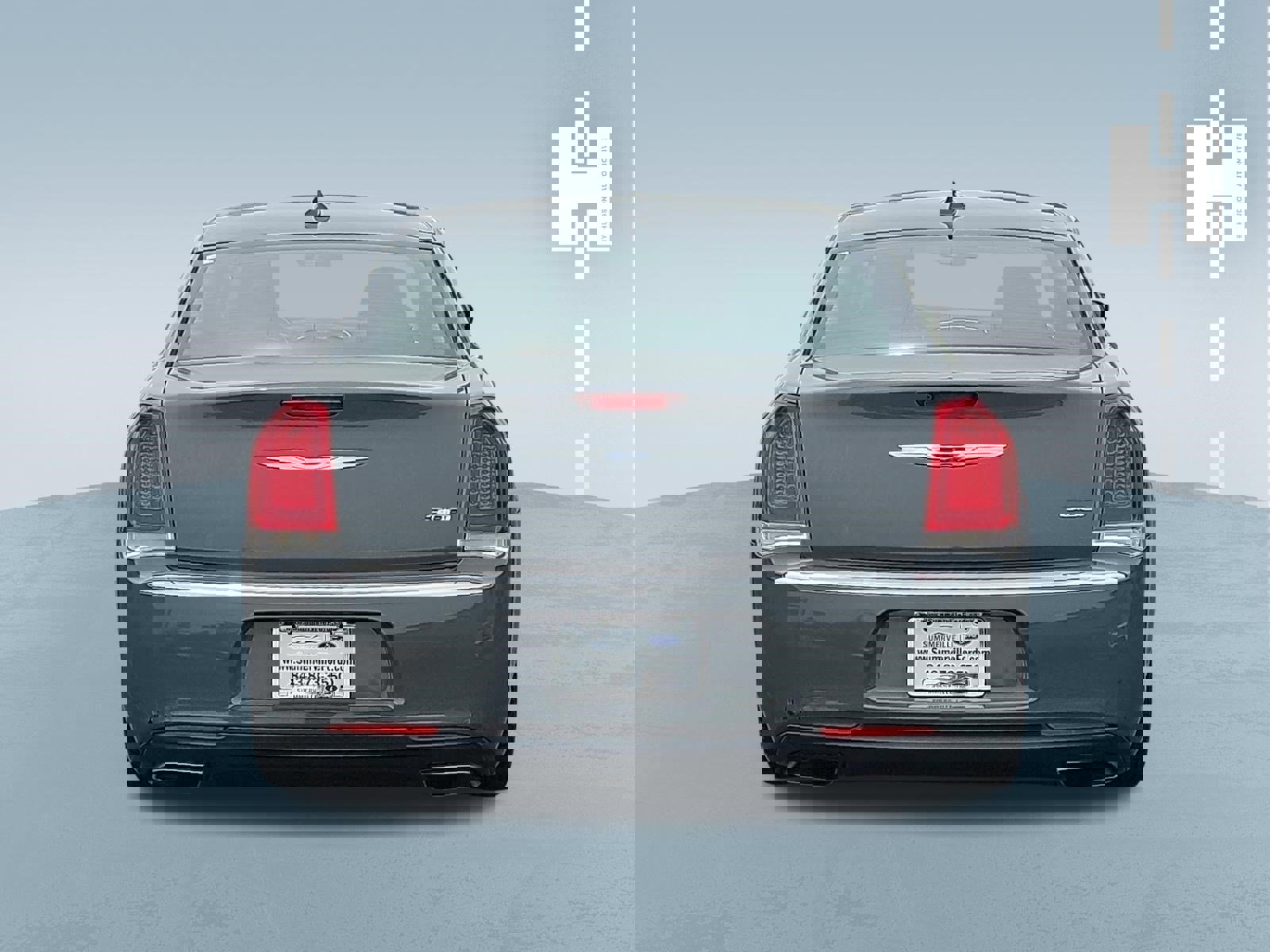 Used 2017 Chrysler 300 Limited image 3