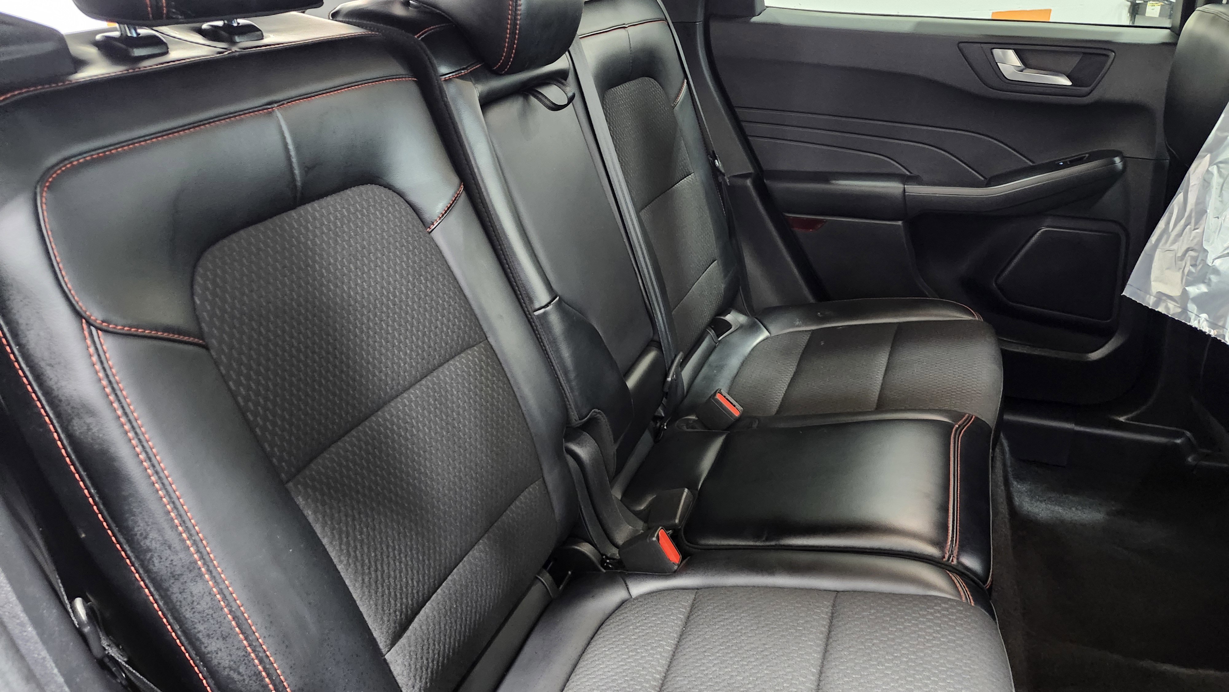 Used 2024 Ford Escape ST-Line w/ Cold Weather Package image 20