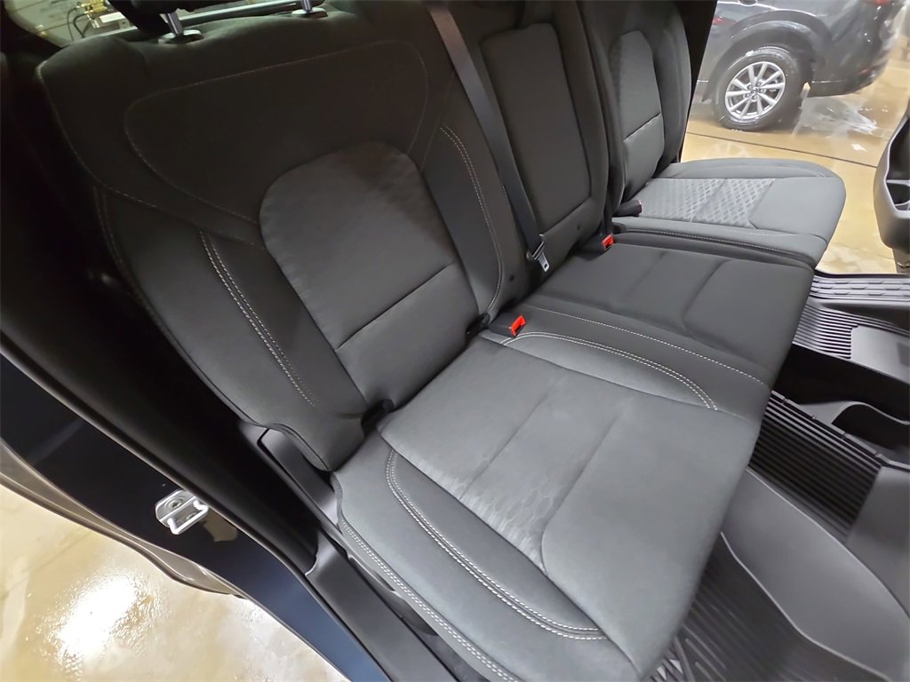 New 2026 RAM 1500 4x4 Crew Cab image 11