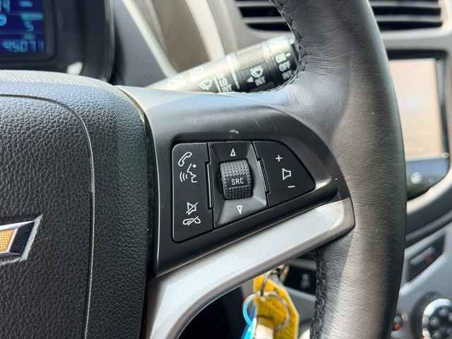 Used 2016 Chevrolet Trax LT w/ LT Convenience Package FWD image 11